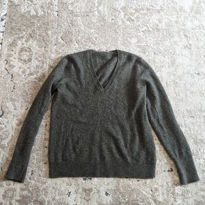 Everlane Cashmere Sweater